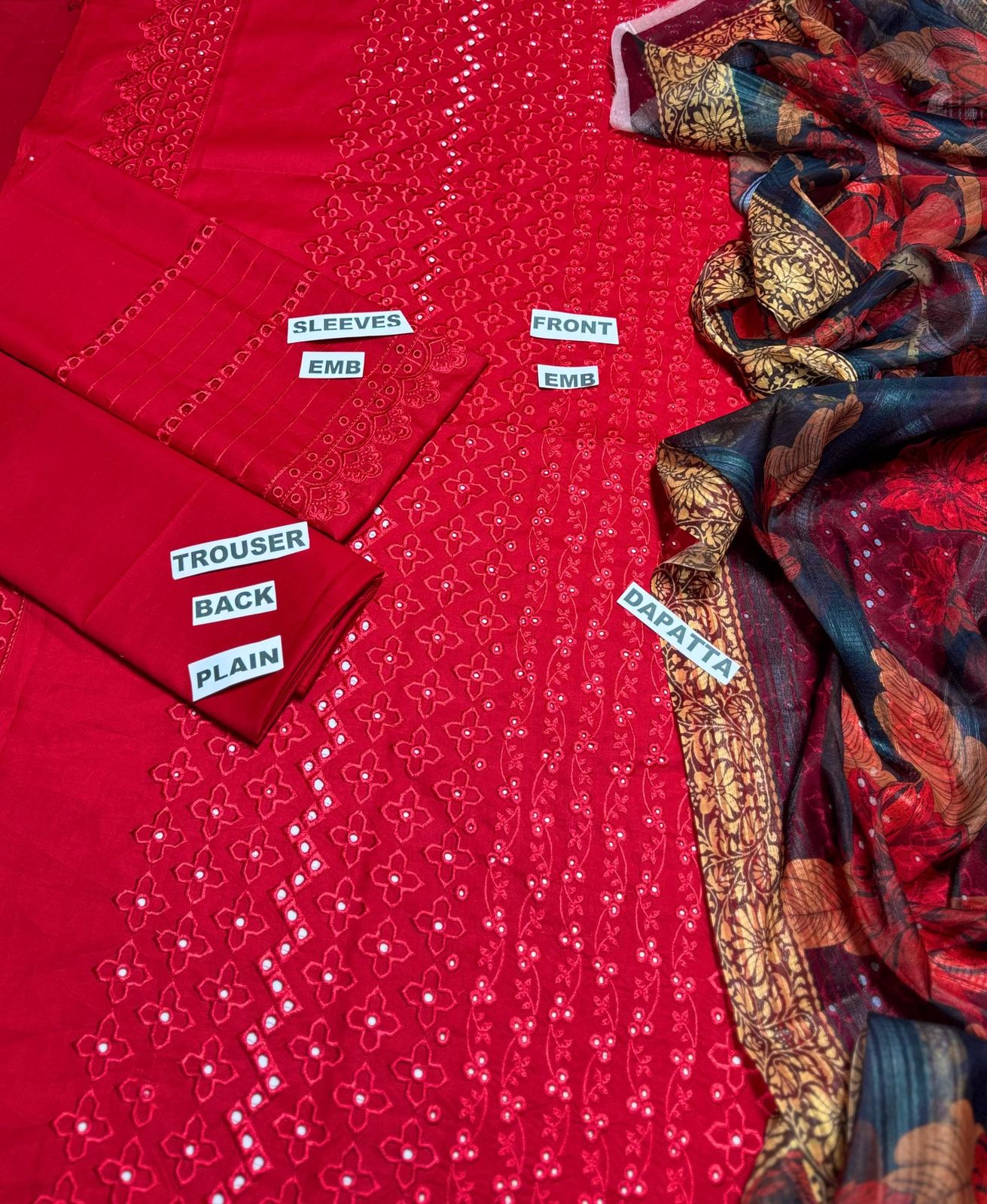 DeCLARE β Classic 3 Pc Premium Lawn Suit