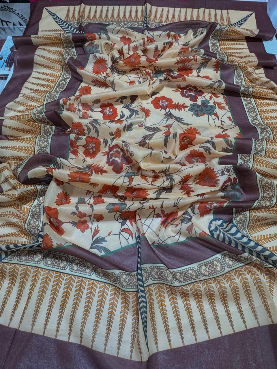 URGE – Elegant 3 Pc Embroidered Lawn Suit