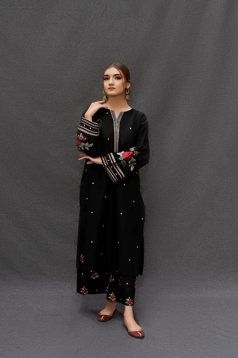 URGE – Premium 3-Piece Lawn Embroidered Suit