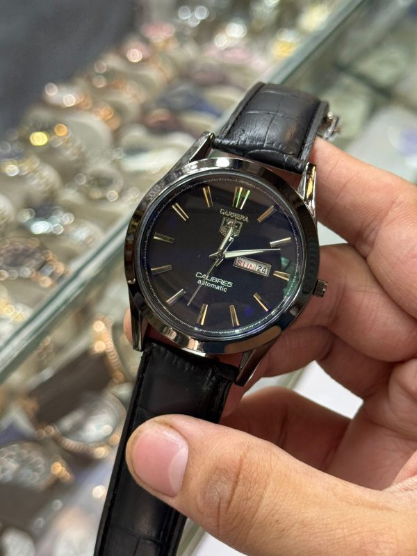 Carrera Calibre 5 – Luxury Swiss Watch with Leather Strap