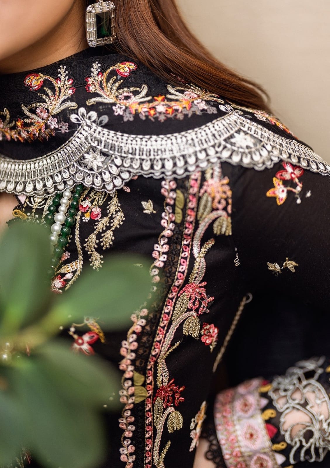 QALAMKAR – Premium 3-Piece Embroidered Lawn Suit