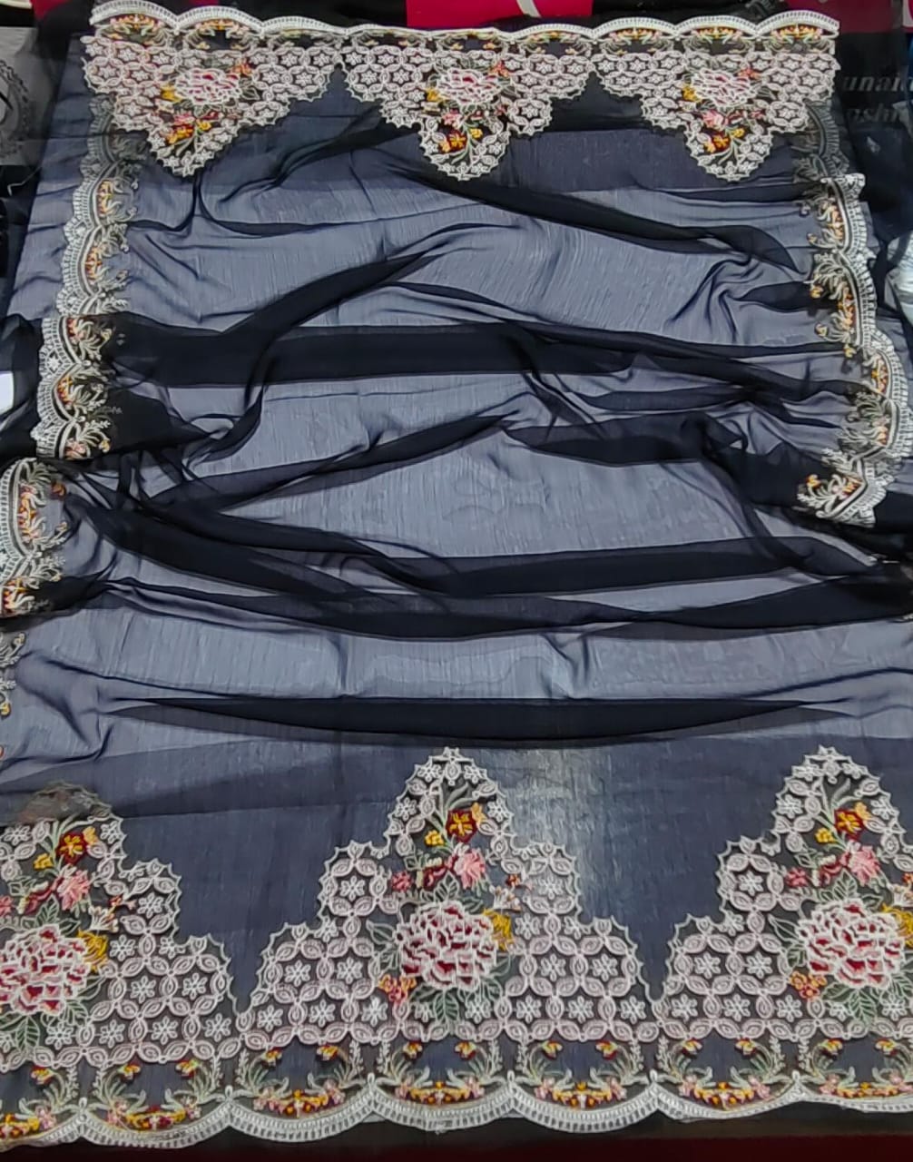 QALAMKAR – Premium 3-Piece Embroidered Lawn Suit