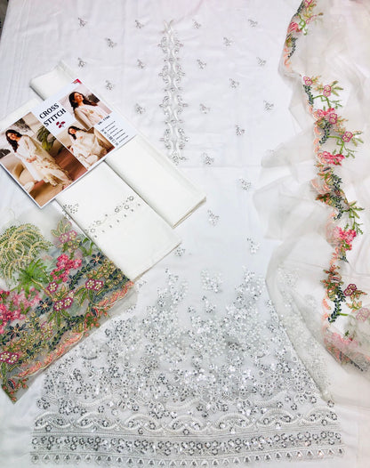 CROSS STITCH – Elegant 3-Piece Embroidered Lawn Suit